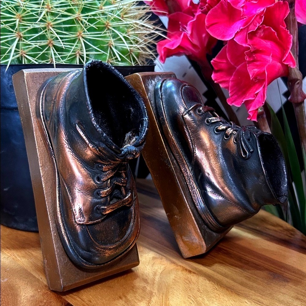 Authentic Bronzed Baby Shoe Decor Vintage‎ Memory Keepsake Bookends
